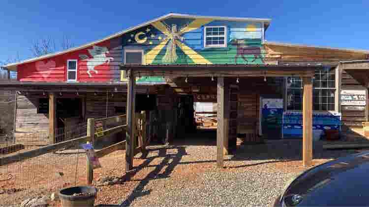 Barn loft room for rent