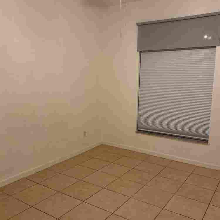 Bedroom for rent