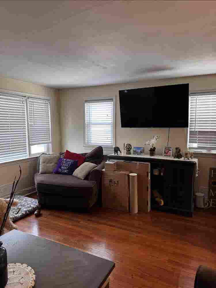 Large room in quite neighborhood