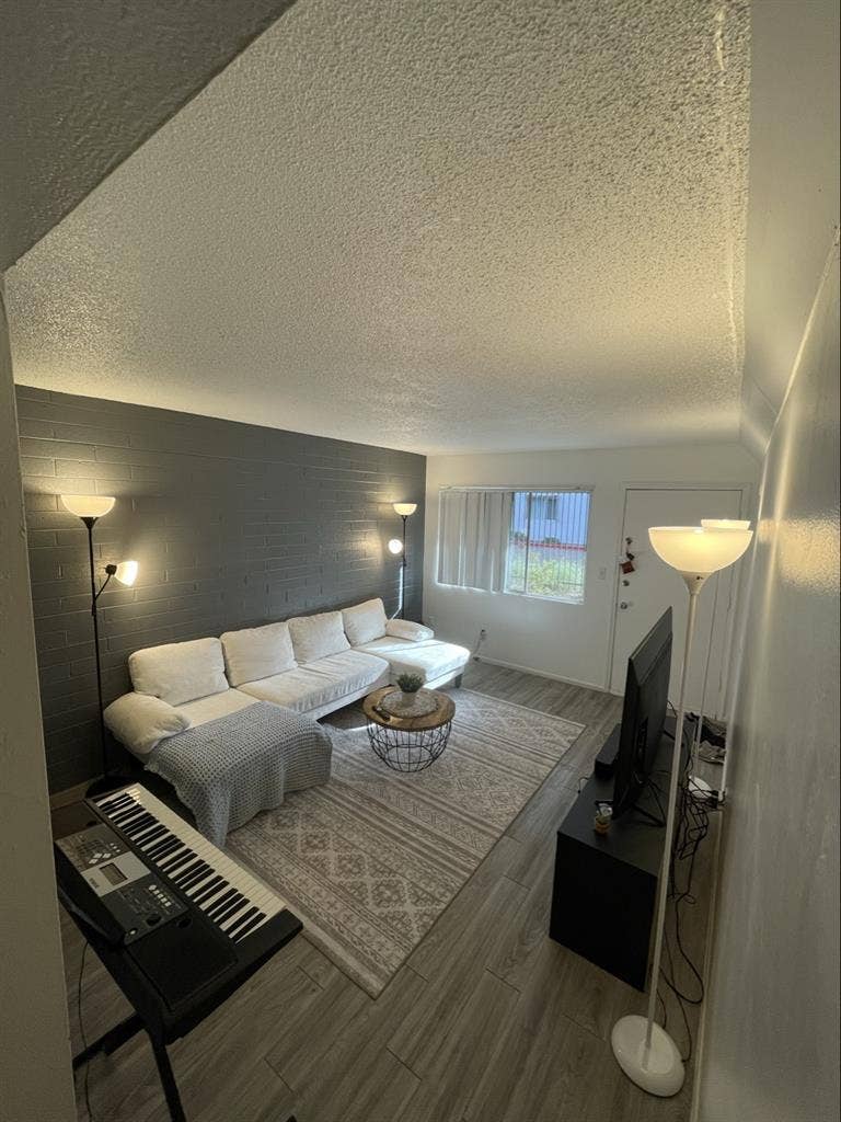 Ready to move in-one bedroom