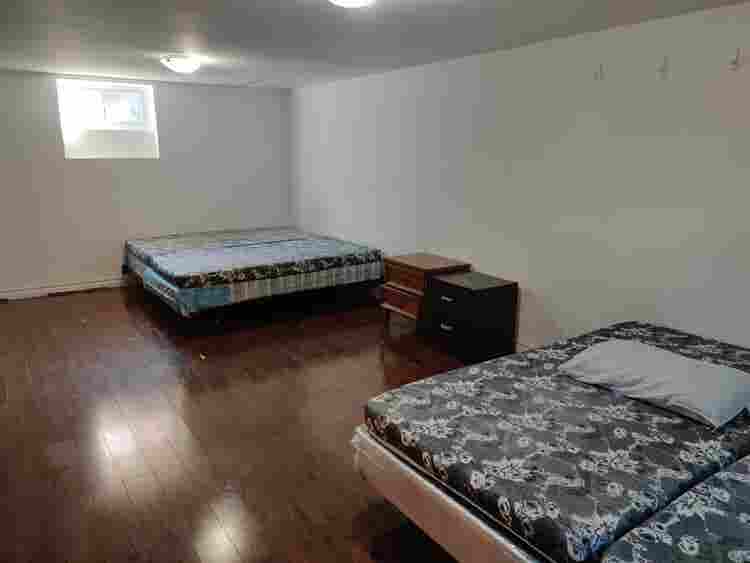 Accommodation available for Rent