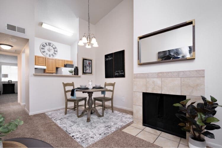 Looking for a clean roommate