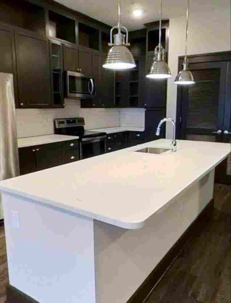 Need Female Roommate Capitol View