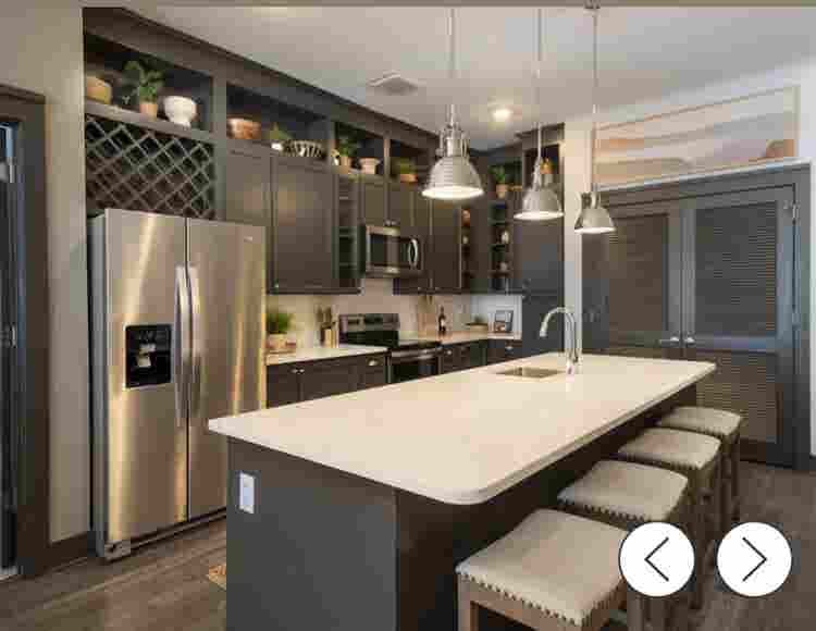 Need Female Roommate Capitol View