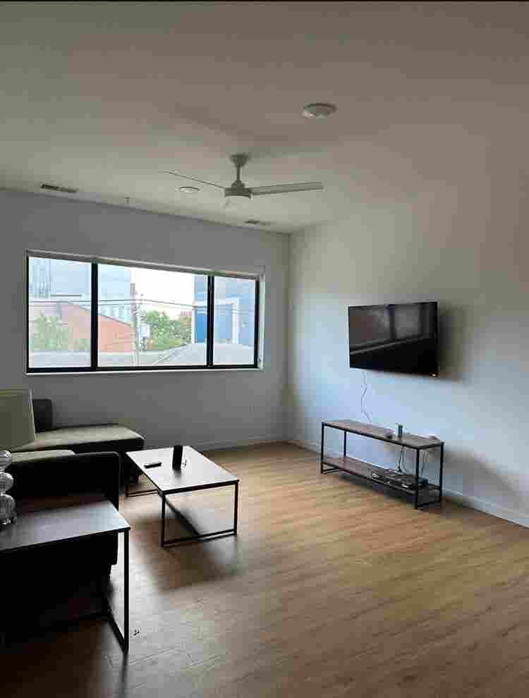 The Rive apartment sublease spring