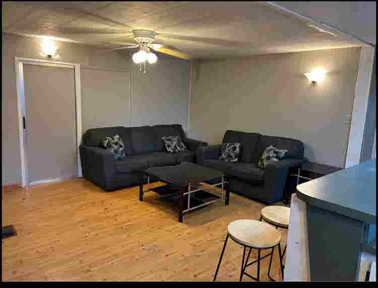 Furnished rooms availablee