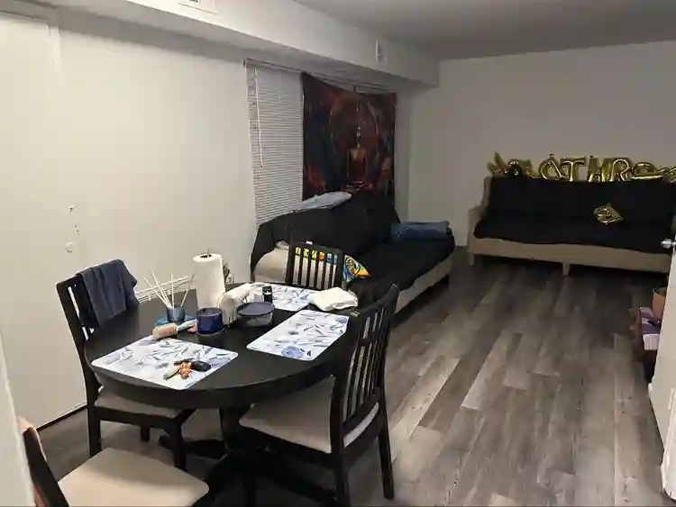 Looking for a room mate