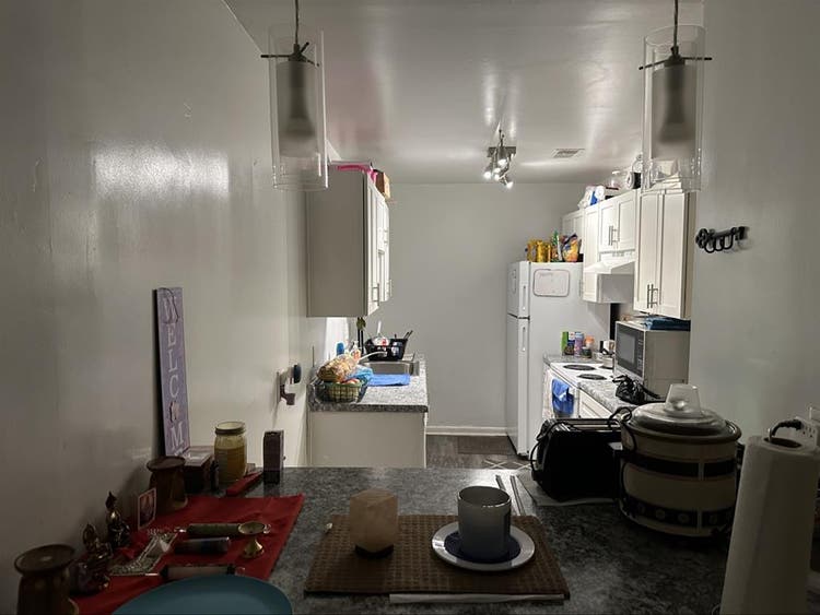 Looking for a room mate
