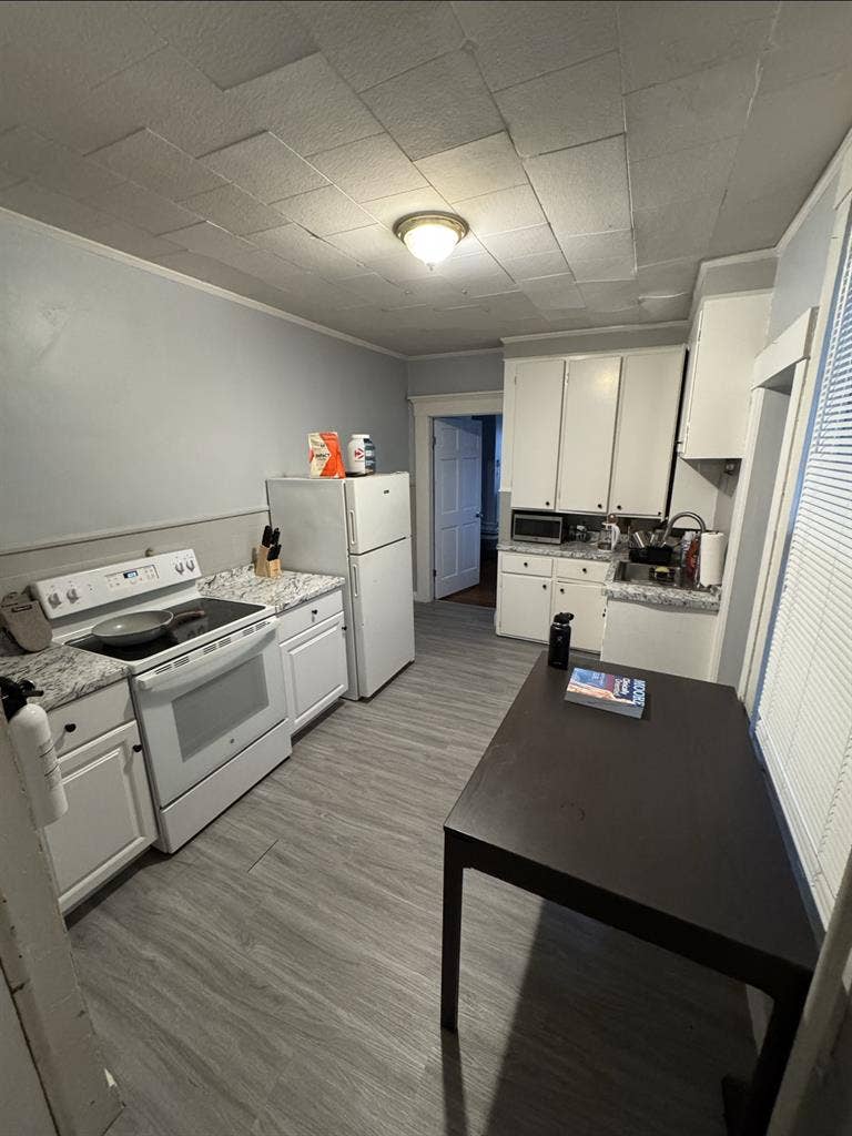 Sublet Available – Manchester, NH