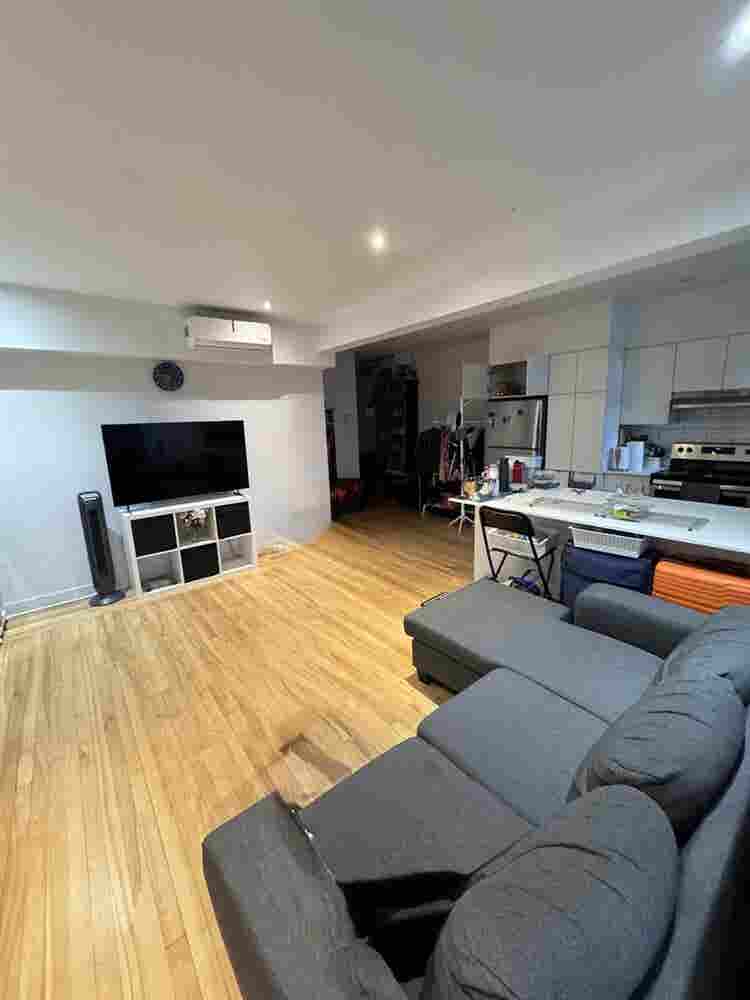 Apt in Downtown Montreal