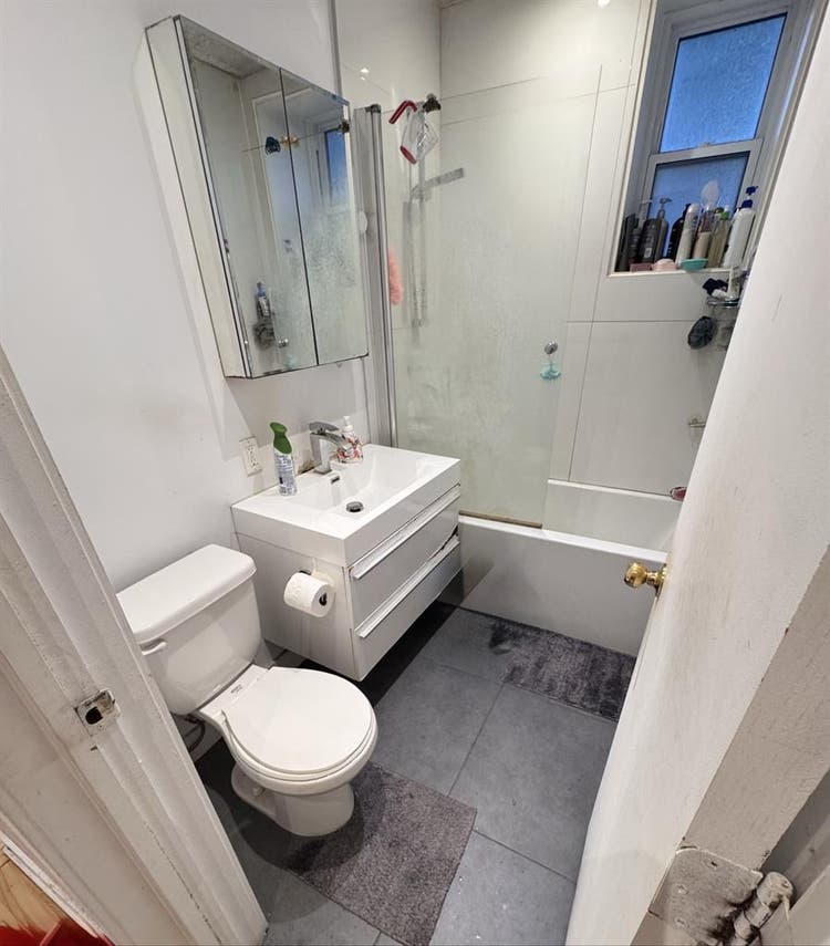 Apt in Downtown Montreal