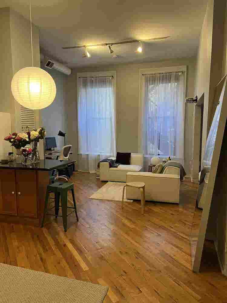 Convertible  bathsublet