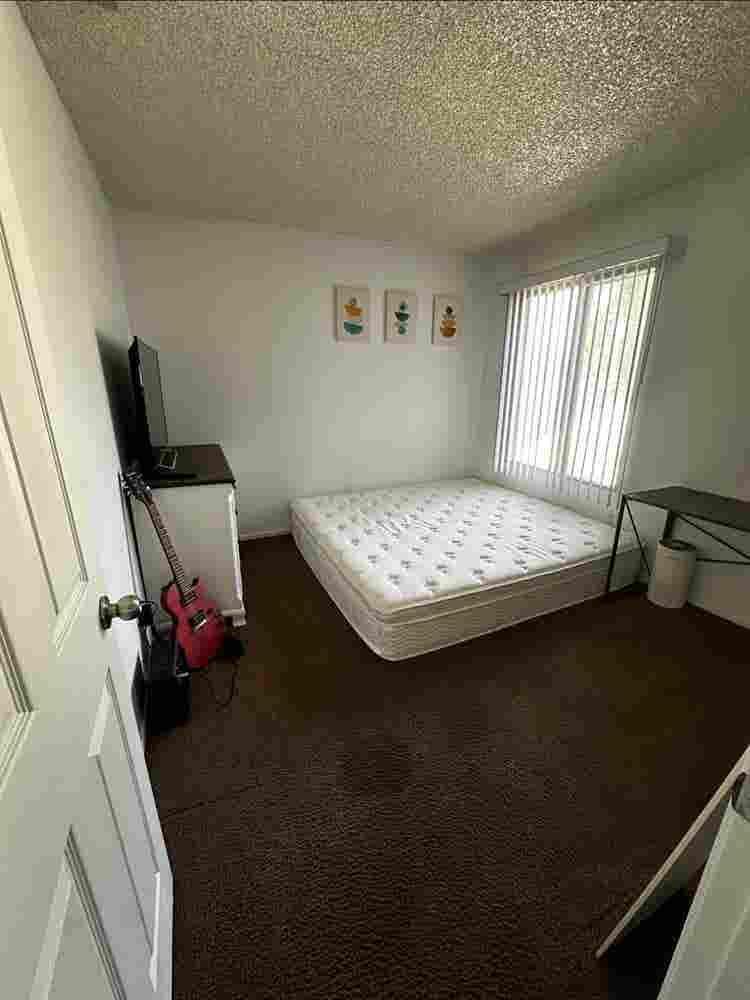 APARTMENT IN GRAND TERRACE, CA