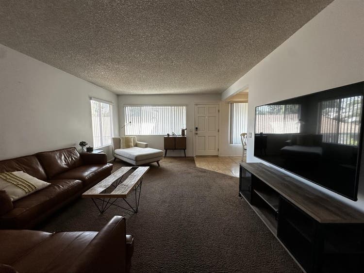 APARTMENT IN GRAND TERRACE, CA