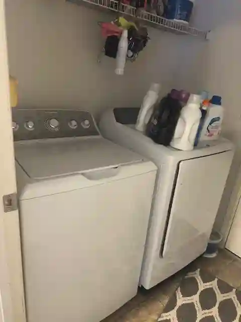 Private room/shared bath/living.