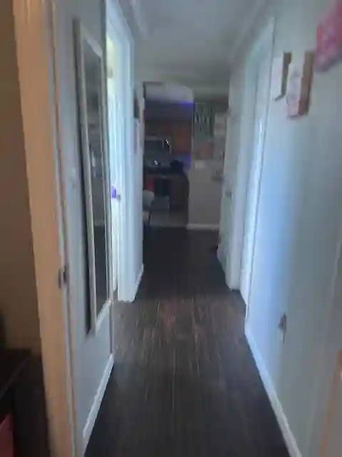 Private room/shared bath/living.