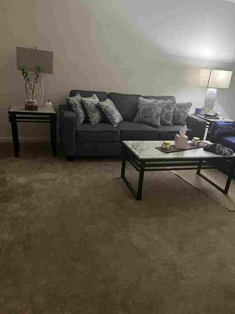 Room available to rent .