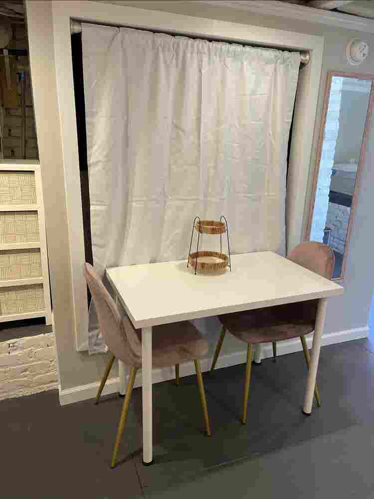 USC Studio – 1 Block from Campus!