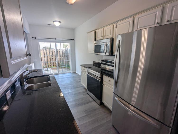 3 BR in Charlotte