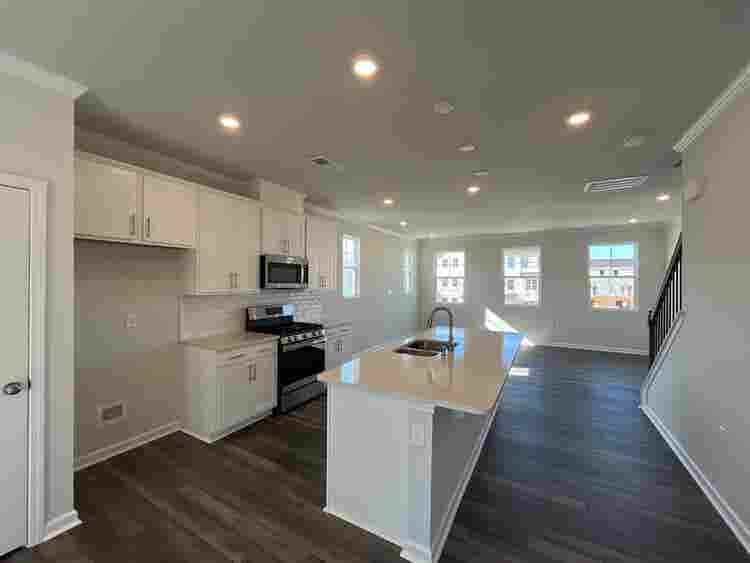 3 BR in Raleigh
