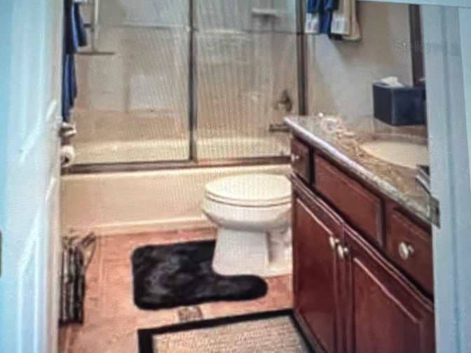 nice room in Deer Island ctry club