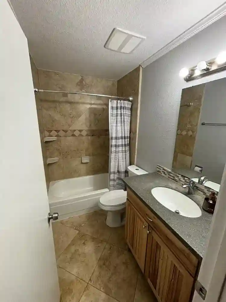 Furnished room for rent