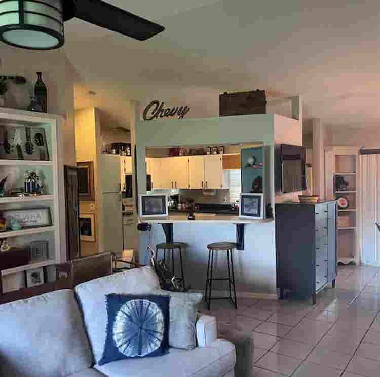 Beautiful NE Cape Coral home