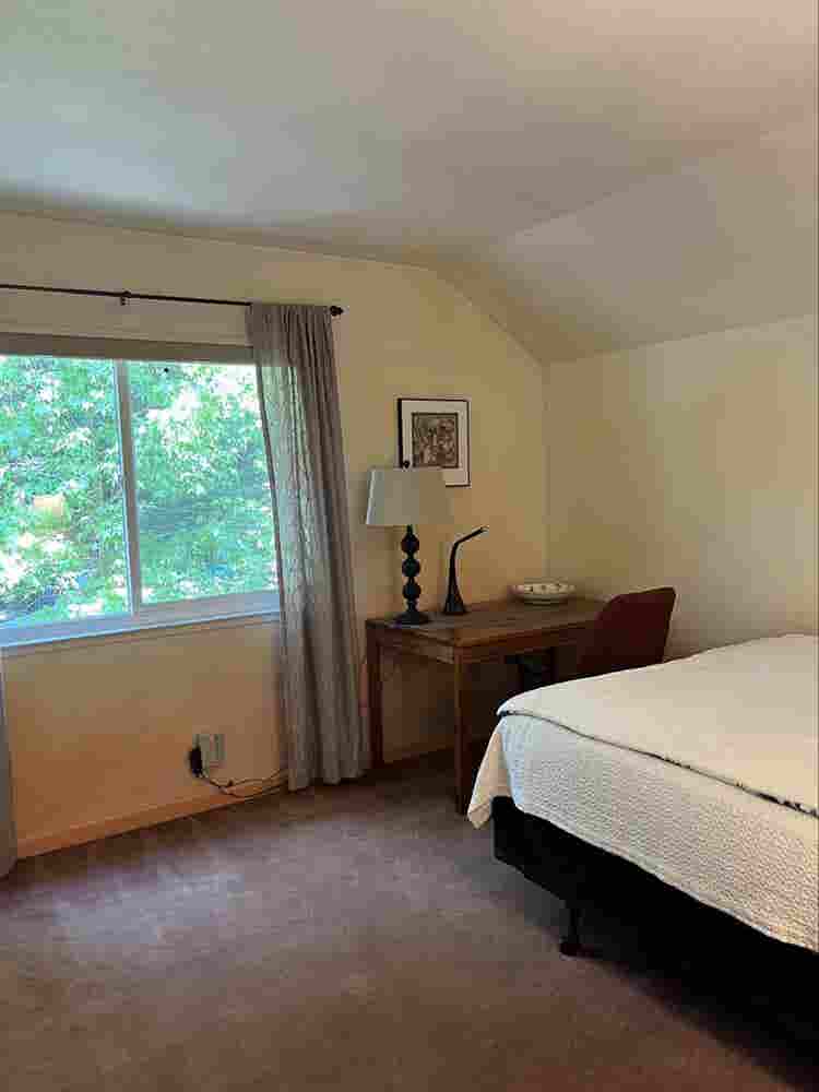 Private Furnished Room - Fair Oaks