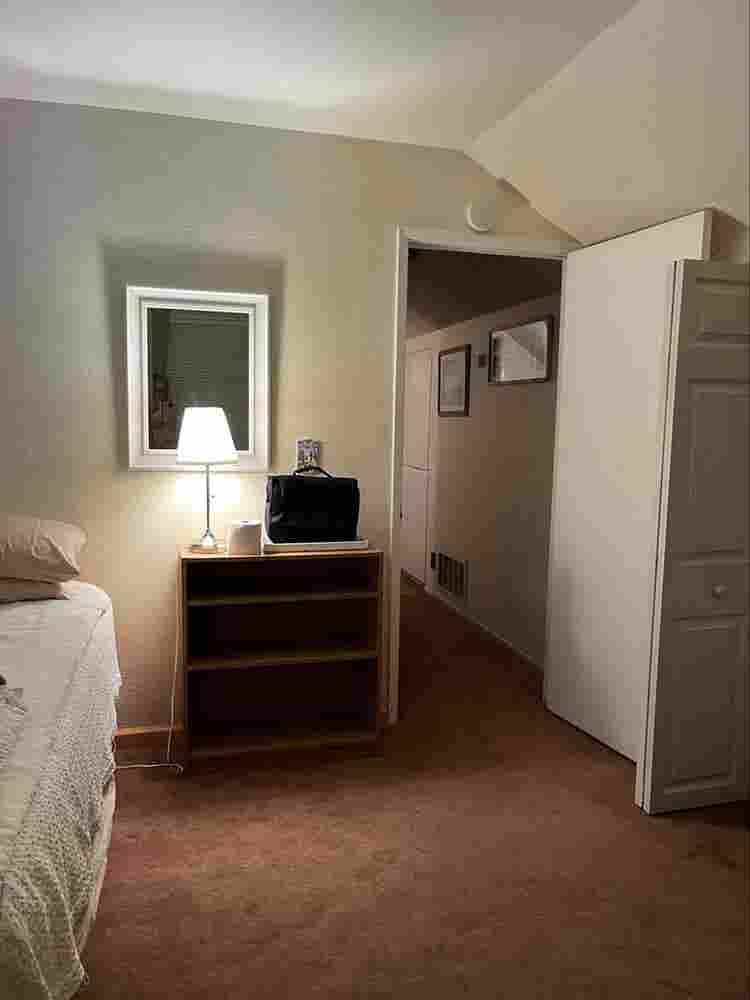 Private Furnished Room - Fair Oaks
