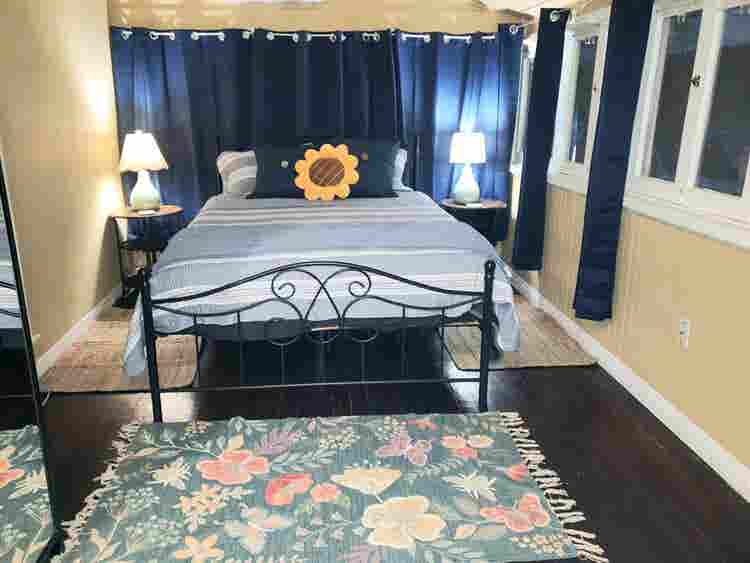 Furnished Rooms in Historic Estate!