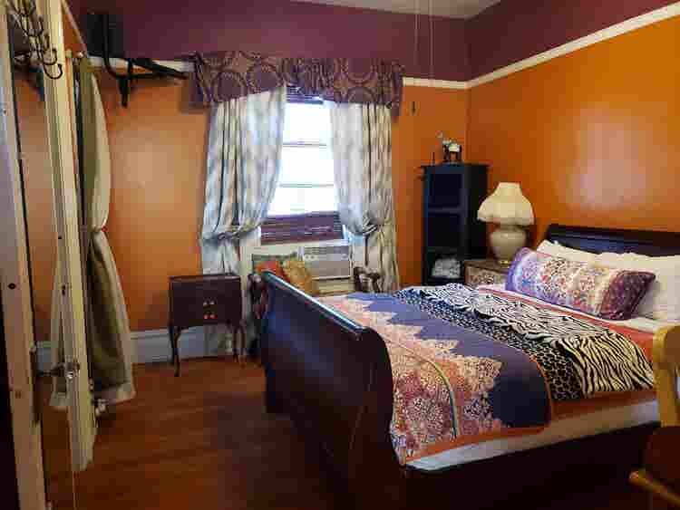 Furnished Rooms in Historic Estate!