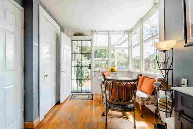 Furnished Rooms in Historic Estate!