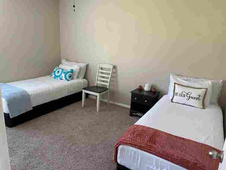 Two rooms for rent.