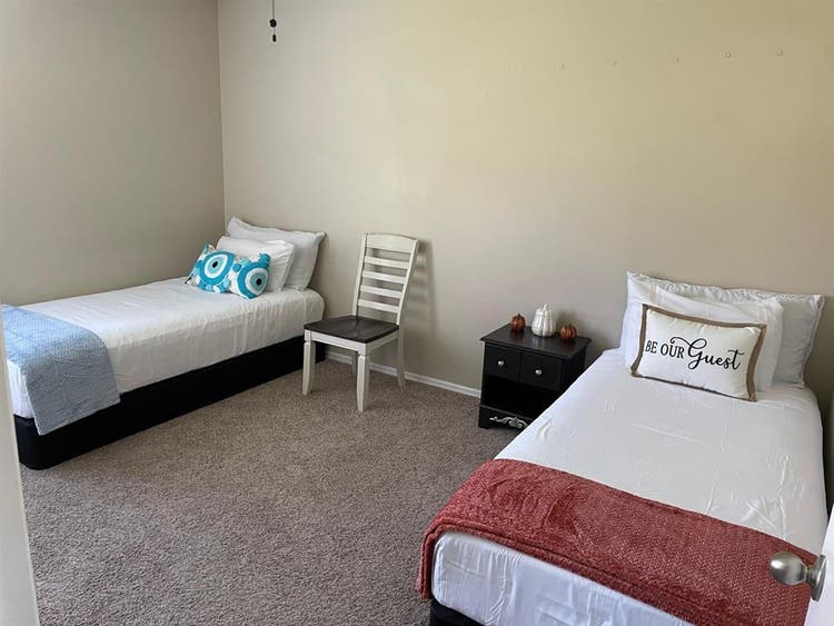 Two rooms for rent.