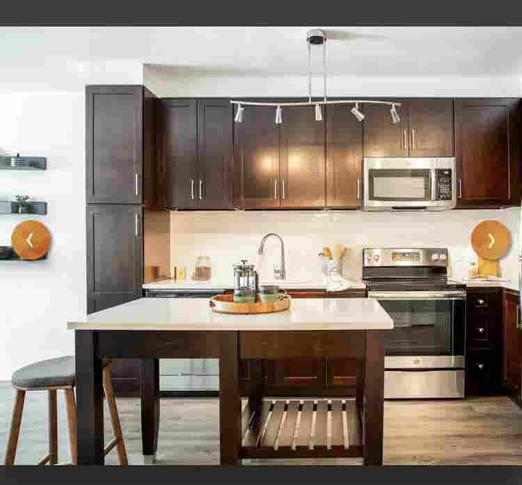 Roommate needed in Alexandria