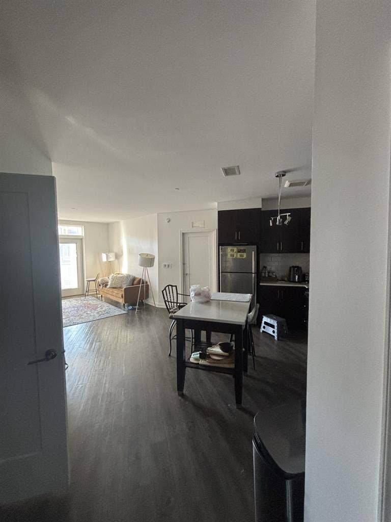 Roommate needed in Alexandria