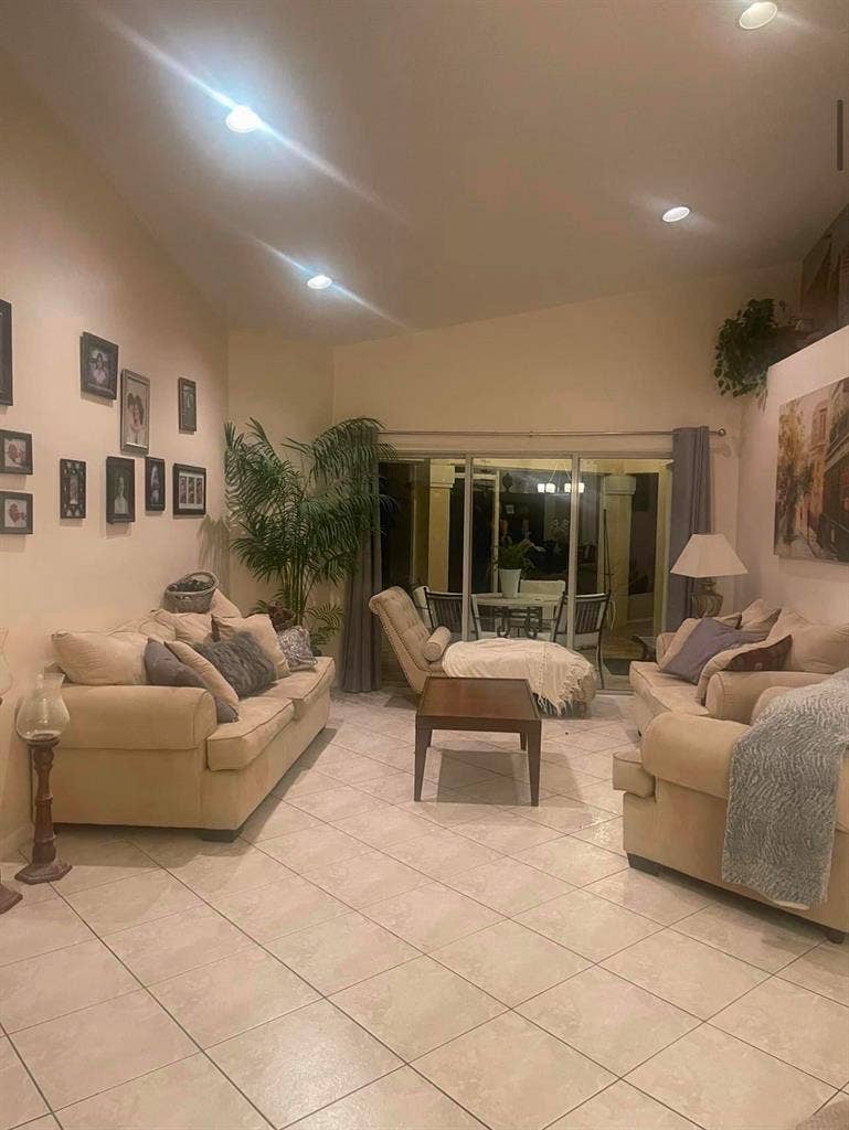 Private room for rent in  house