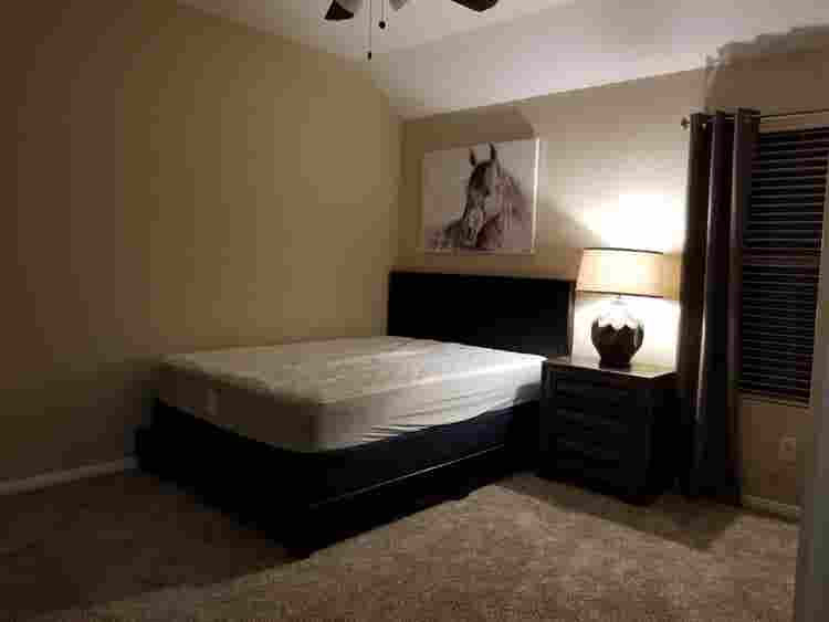 Bedrooms for rent in Spring