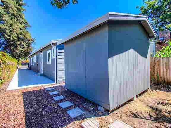 completely renovated with style!