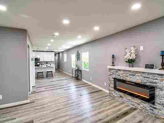 completely renovated with style!