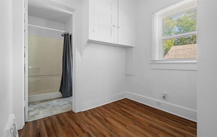 Cozy Two bedroom in Canton