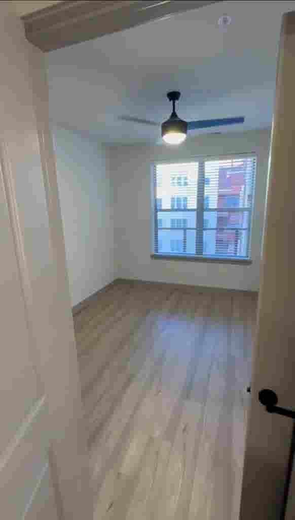 HOT DEAL-$BR,  Bath