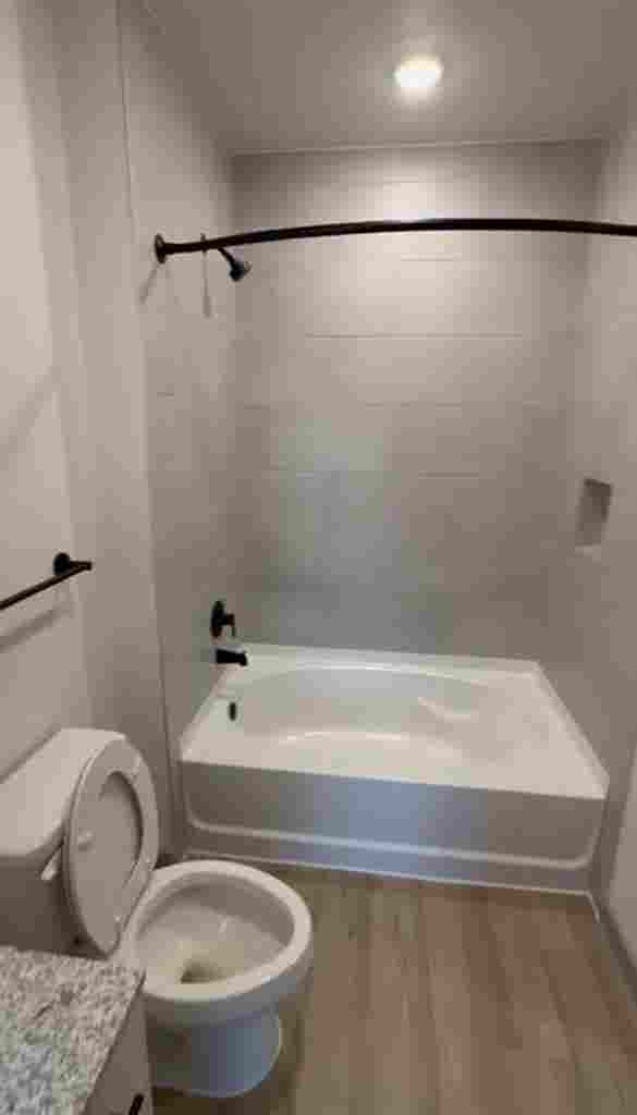 HOT DEAL-$BR,  Bath