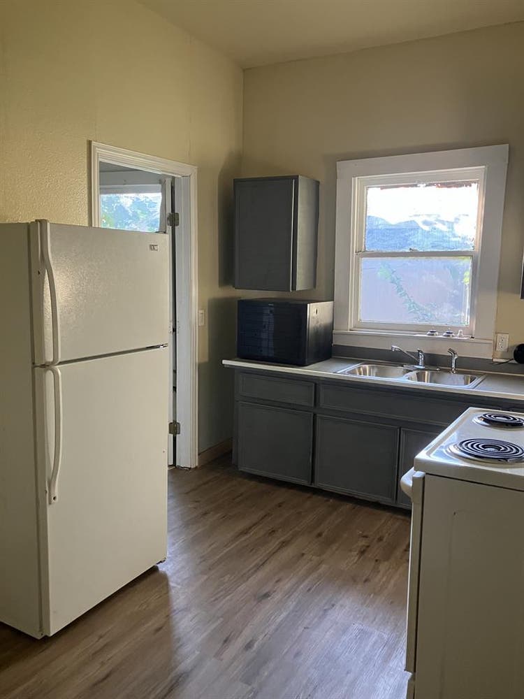 Rooms for rent starting at /week