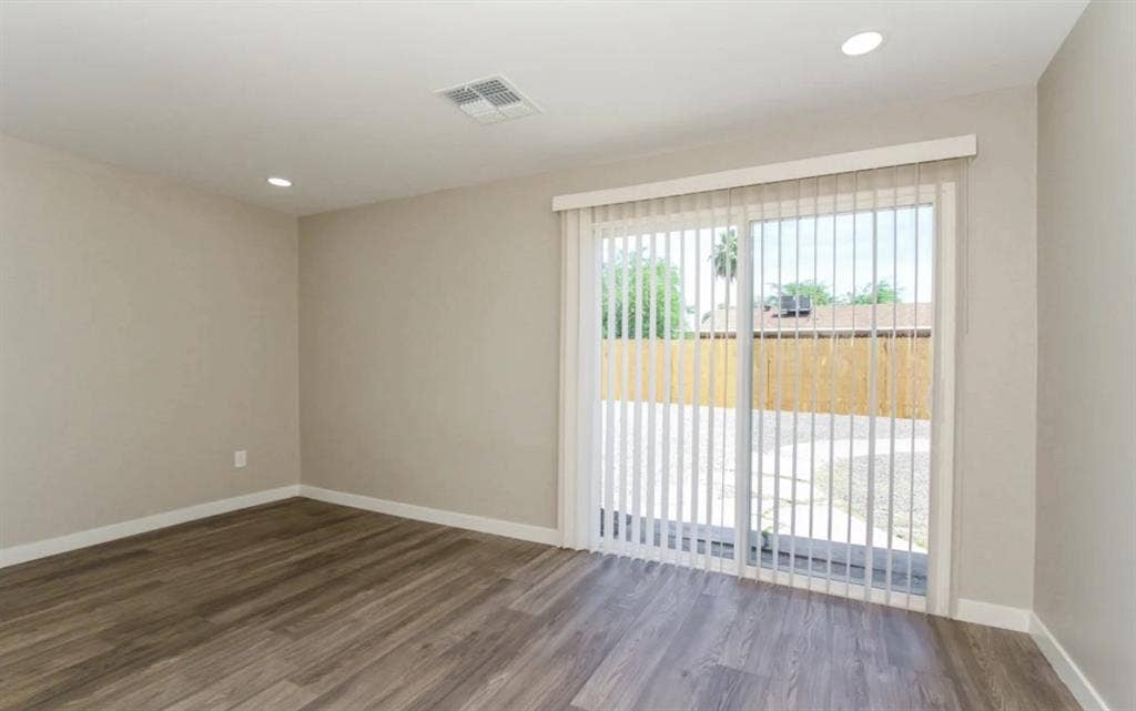 Nice Three bedroom for rentt