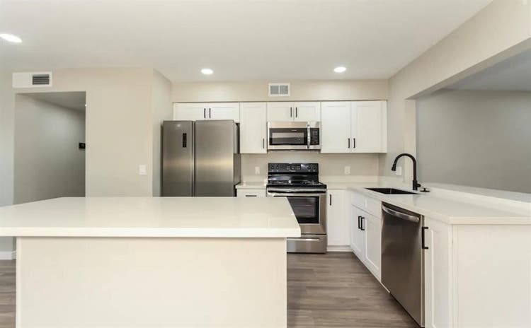 Nice Three bedroom for rentt