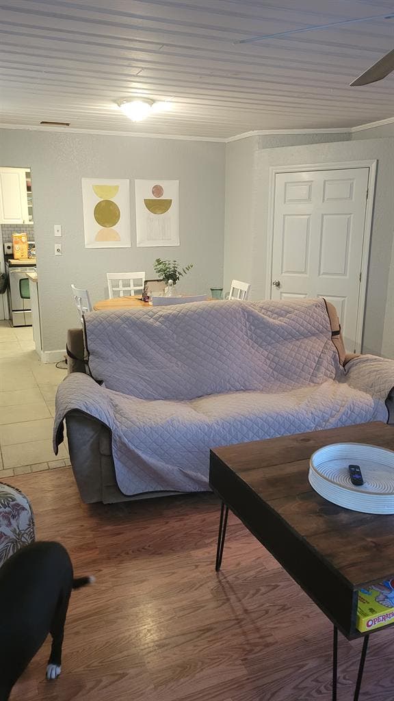 Room for rent in College Park area!