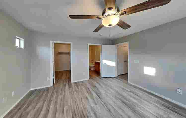 Well maintained three bedroom unit