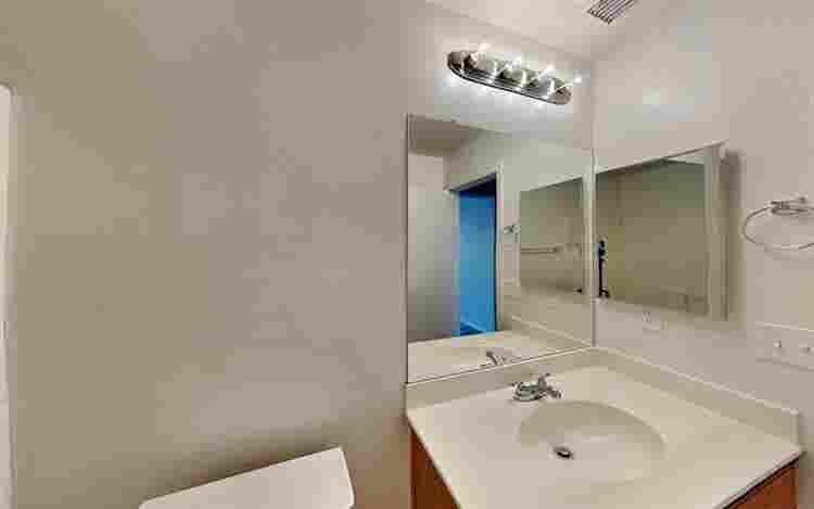 Well maintained three bedroom unit