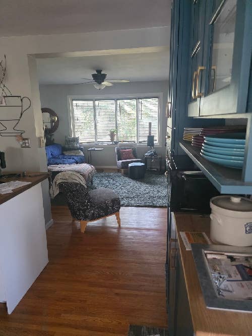 I have several rooms for rent